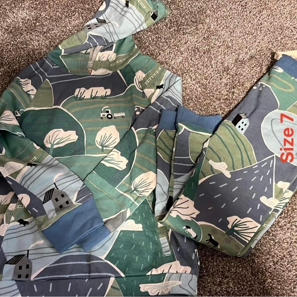 DotDotSmile farm sweatshirt and joggers